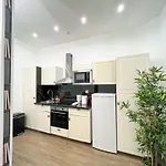Urban Flat 101 - Maire